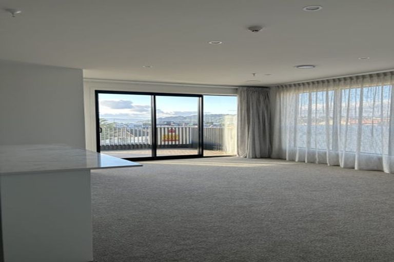 Photo of property in 304/2 Onepu Road, Kilbirnie, Wellington, 6022