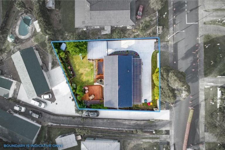 Photo of property in 53 Allington Road, Massey, Auckland, 0614