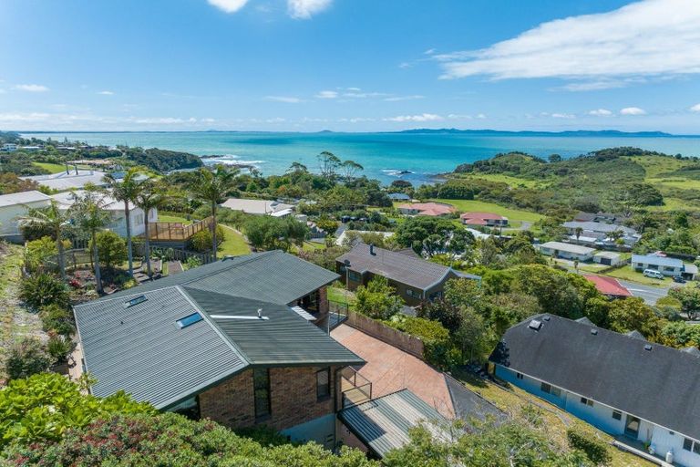 Photo of property in 21 Cable Bay Block Road, Cable Bay, 0420