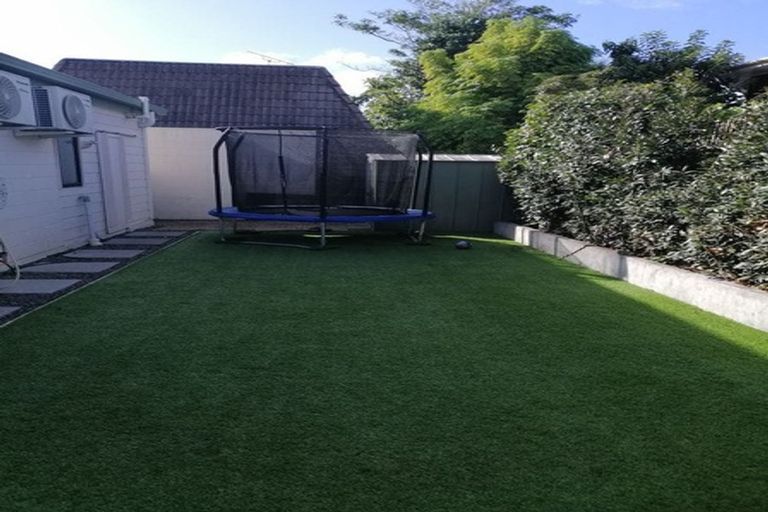 Photo of property in 103 Cascades Road, Pakuranga Heights, Auckland, 2010