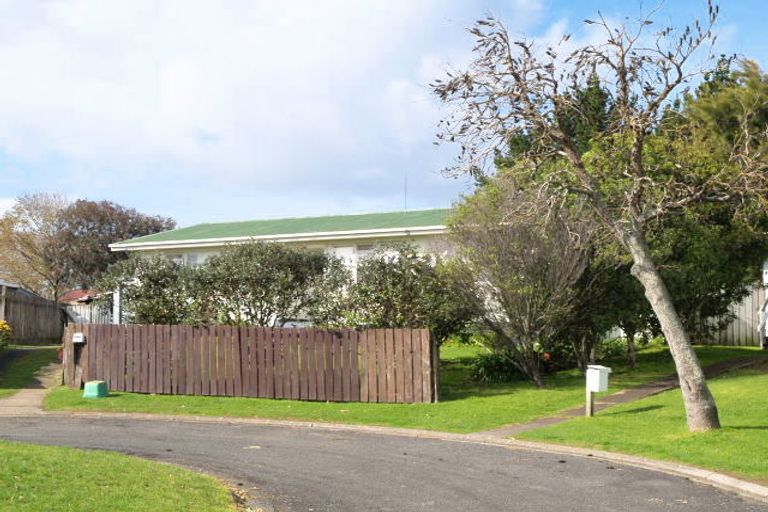 Photo of property in 69 Calthorp Close, Favona, Auckland, 2024