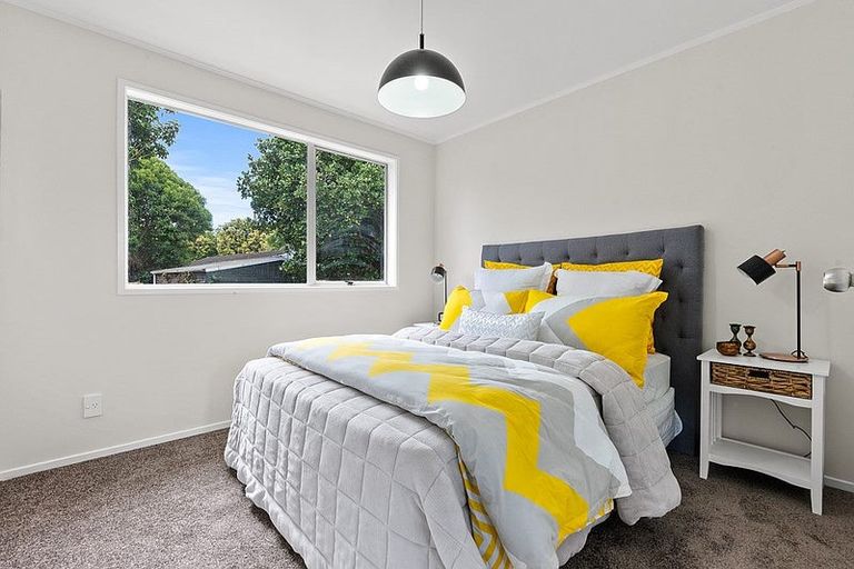 Photo of property in 9 Montego Place, Weymouth, Auckland, 2103