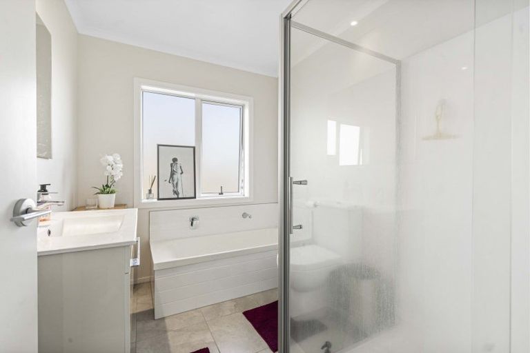 Photo of property in 15 Anna Jean Crescent, Flagstaff, Hamilton, 3210