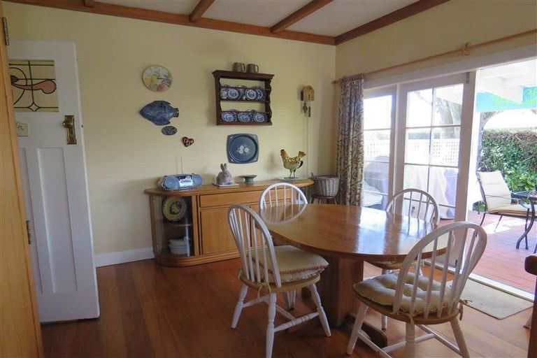 Photo of property in 41 Barrett Street, Westown, New Plymouth, 4310