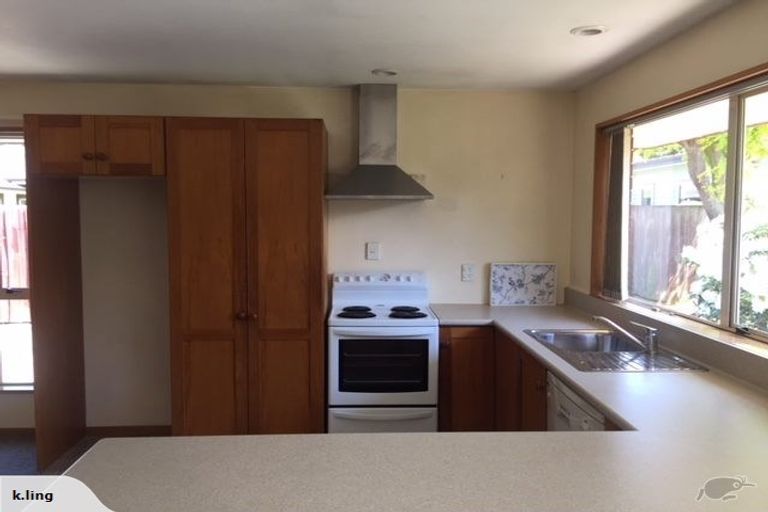 Photo of property in 2/395 Ilam Road, Bryndwr, Christchurch, 8053