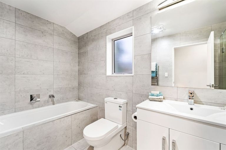 Photo of property in 40a Acacia Road, Torbay, Auckland, 0632