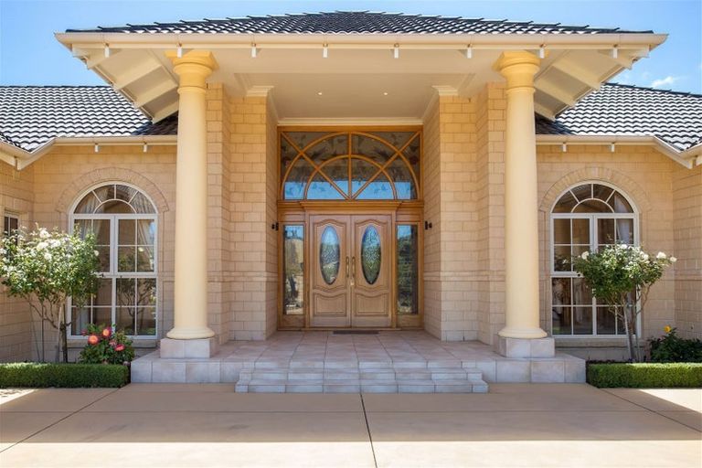 Photo of property in 23 Stableford Green, Burnside, Christchurch, 8053