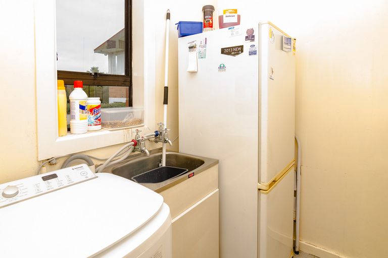 Photo of property in 1 Sickels Street, Fairfield, Dunedin, 9018