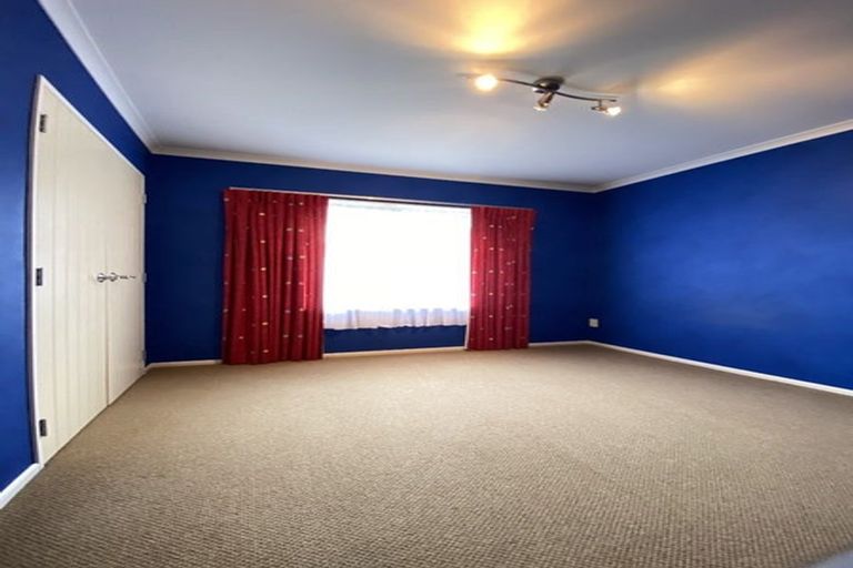 Photo of property in 15 Sierra Court, Roslyn, Palmerston North, 4414