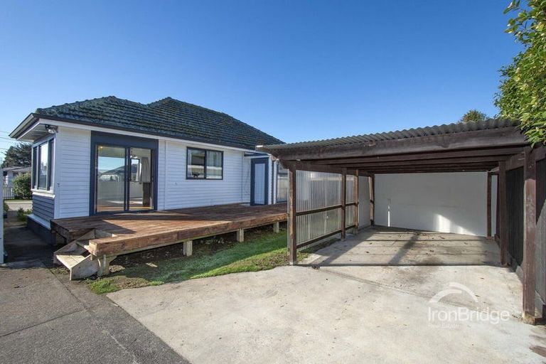 Photo of property in 32 Amyes Road, Hornby, Christchurch, 8042