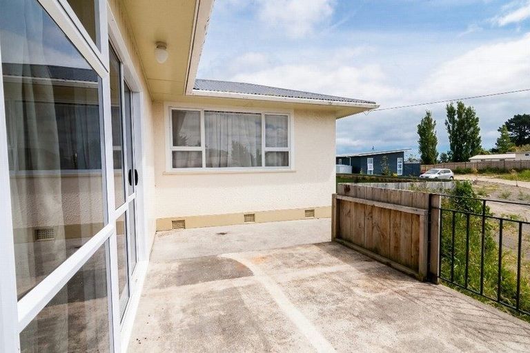 Photo of property in 3 Toi Street, Tawhero, Whanganui, 4501