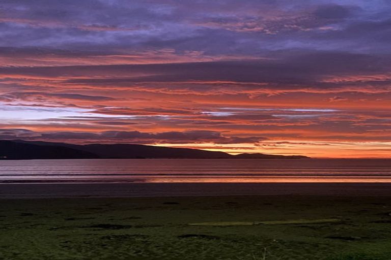 Photo of property in 118 Lyall Parade, Lyall Bay, Wellington, 6022