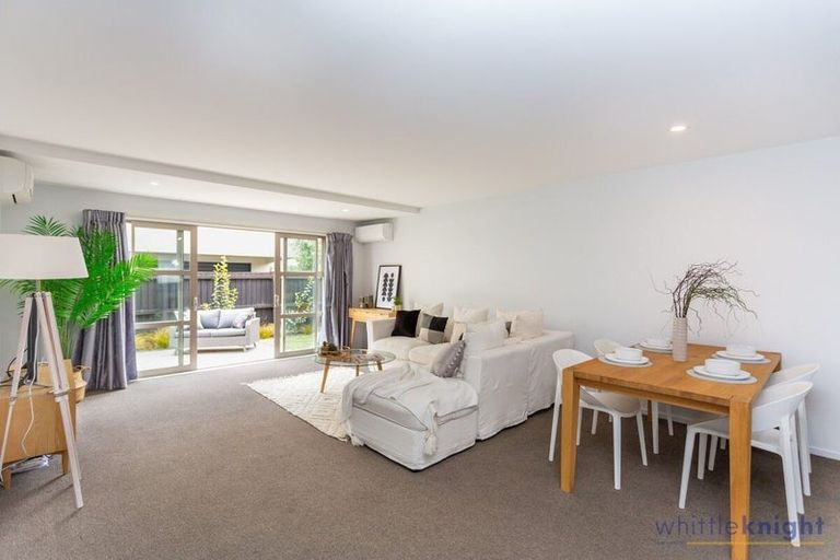 Photo of property in 4/75 Burke Street, Addington, Christchurch, 8024