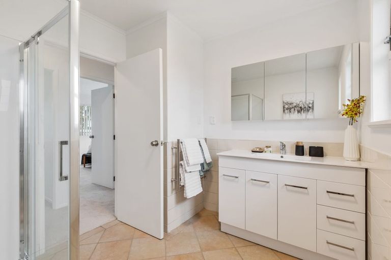 Photo of property in 7 Hobart Crescent, Wattle Downs, Auckland, 2103