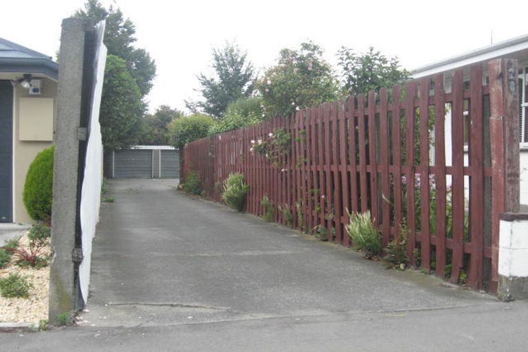 Photo of property in 2/28 Peer Street, Upper Riccarton, Christchurch, 8041