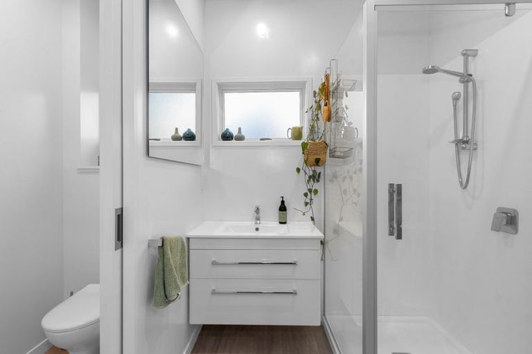 Photo of property in 87 Cannon Hill Crescent, Mount Pleasant, Christchurch, 8081