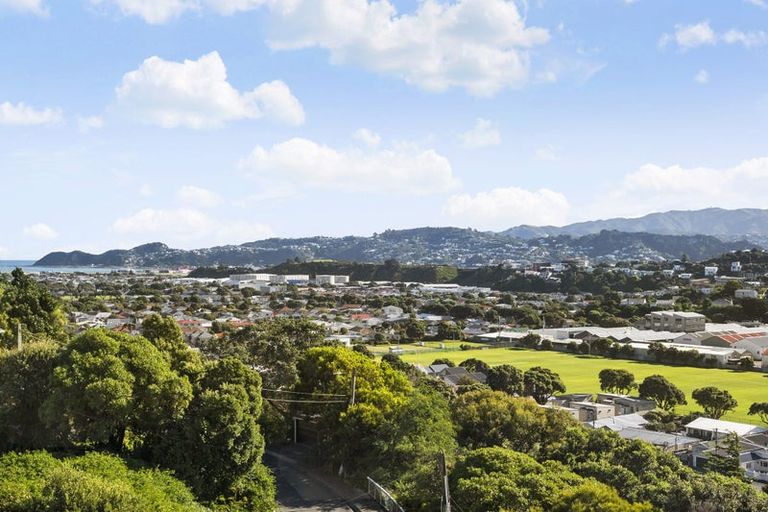 Photo of property in 80 Totara Road, Miramar, Wellington, 6022