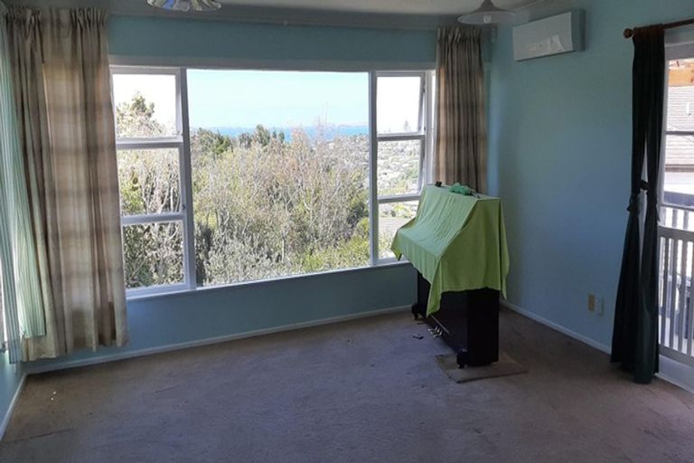 Photo of property in 377a East Coast Road, Mairangi Bay, Auckland, 0630