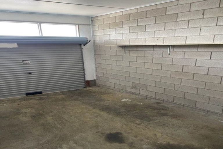 Photo of property in 3/5 Dodson Avenue, Milford, Auckland, 0620