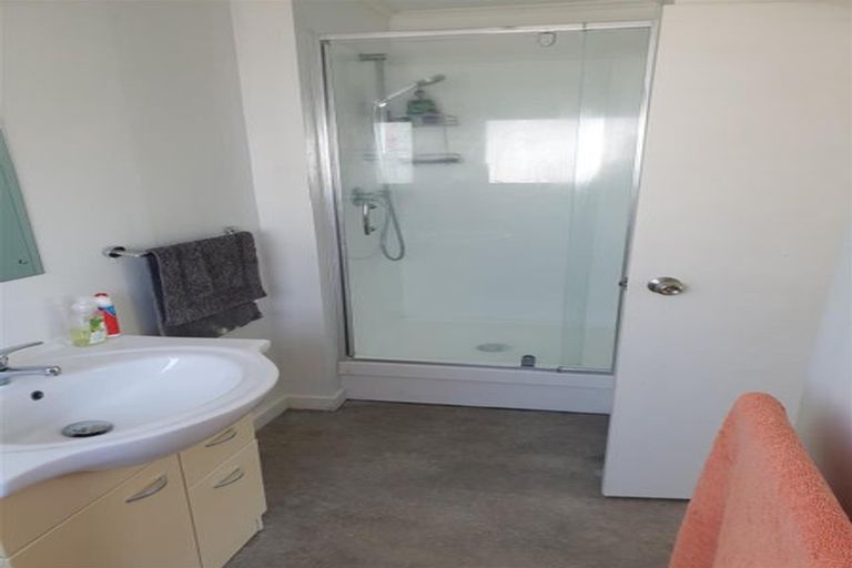 Photo of property in 98 Cook Street, Howick, Auckland, 2014