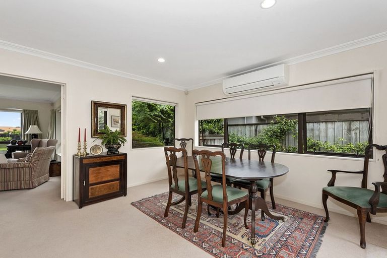 Photo of property in 16 Drumfearn Place, Rototuna, Hamilton, 3210