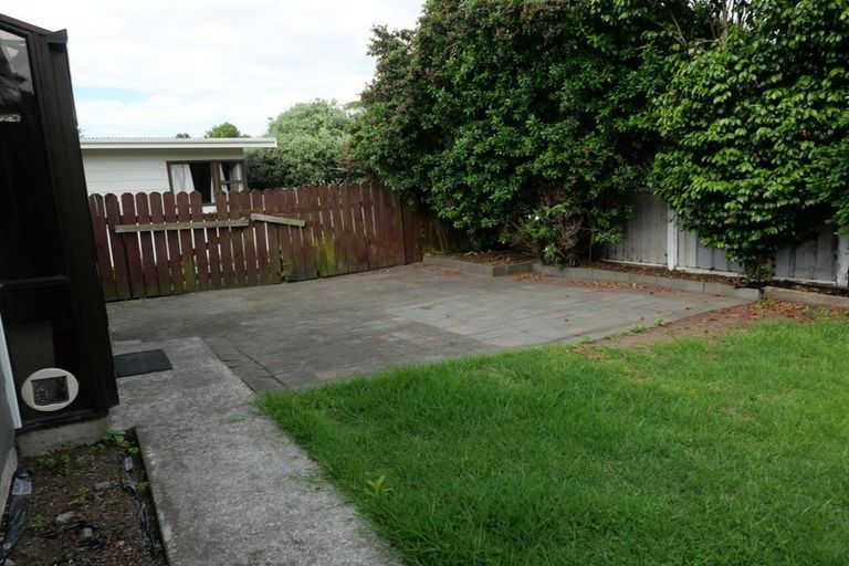 Photo of property in 72 Aorangi Road, Paraparaumu, 5032