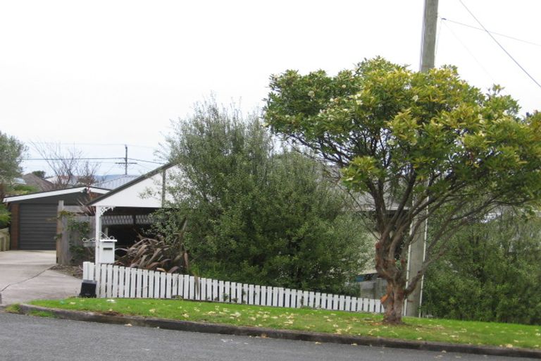 Photo of property in 23 Karaka Street, Helensville, 0800