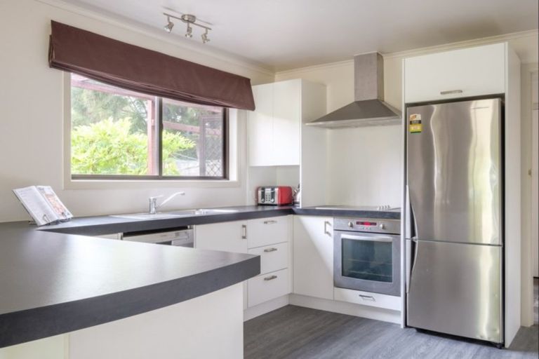 Photo of property in 6 Helyer Street, Ormond, Gisborne, 4071