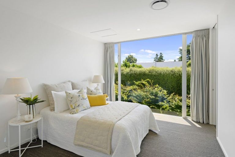 Photo of property in 74b Clyde Road, Ilam, Christchurch, 8041