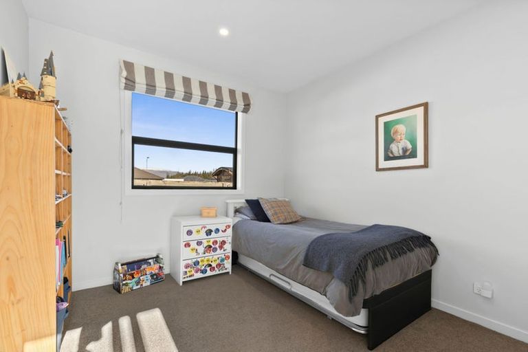 Photo of property in 25 Bell Street, Lake Hawea, Wanaka, 9382