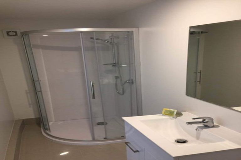 Photo of property in 37 Mountbatten Avenue, Hillcrest, Auckland, 0627