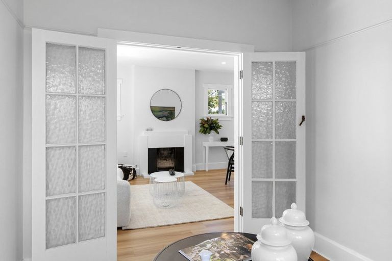 Photo of property in 224 Geraldine Street, Edgeware, Christchurch, 8013