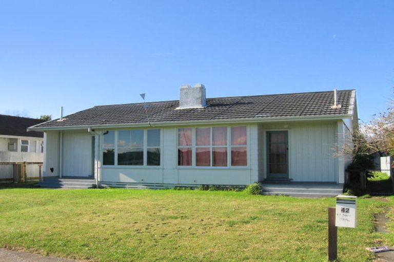 Photo of property in 42 Hislop Avenue, Onekawa, Napier, 4110