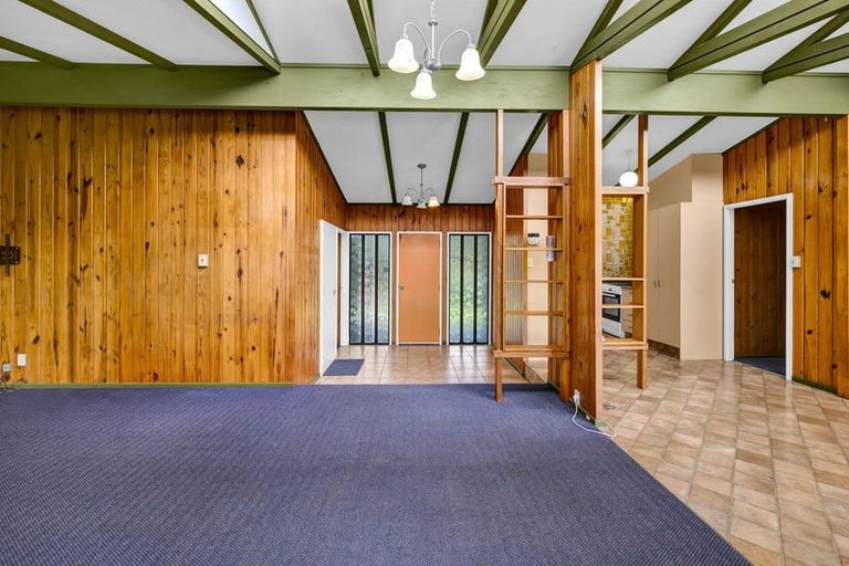 Photo of property in 4 Quin Crescent, Hawera, 4610