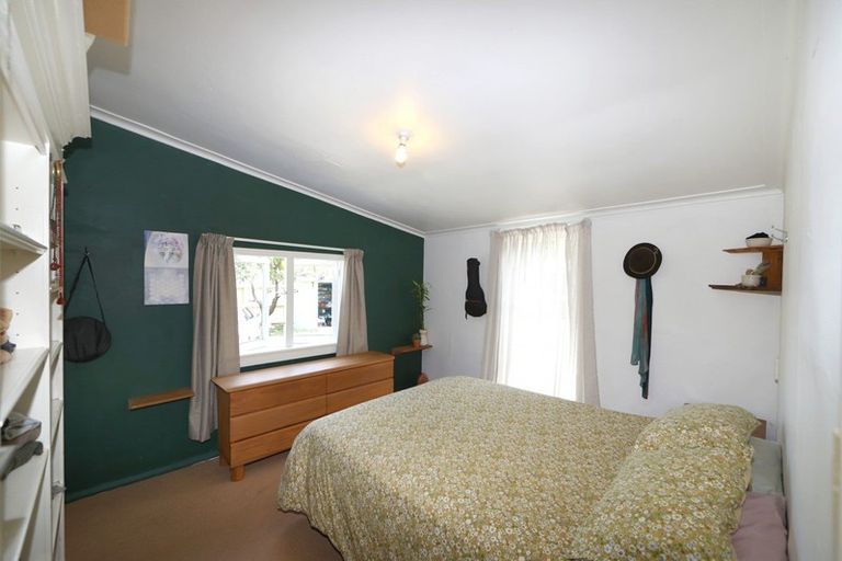 Photo of property in 11-13 Kuku Street, Te Awanga, 4102