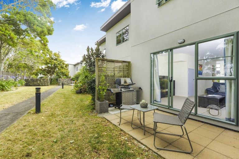 Photo of property in 47/42 Holly Street, Avondale, Auckland, 1026
