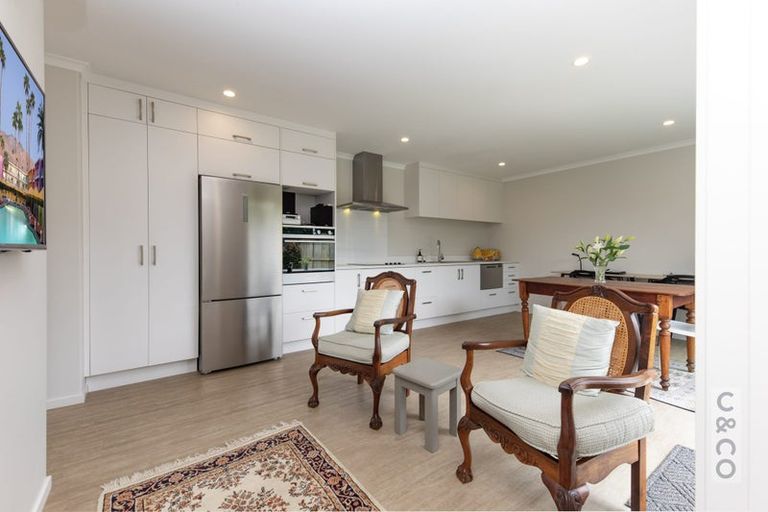 Photo of property in 17 Pitoitoi Drive, Riverhead, 0820