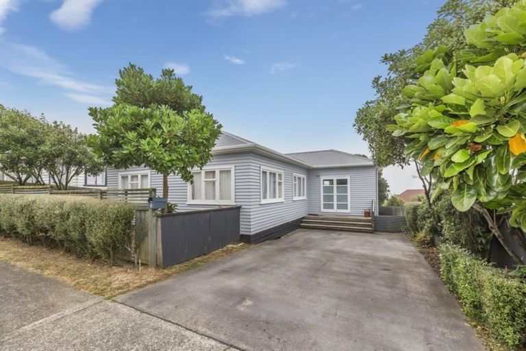 Photo of property in 3 Mako View, Titahi Bay, Porirua, 5022