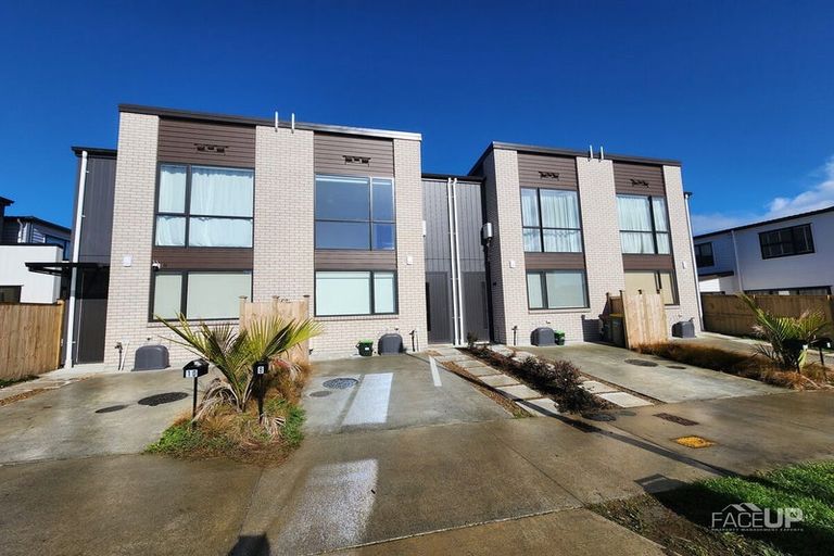 Photo of property in 8 Landing Path Drive, Hobsonville, Auckland, 0616