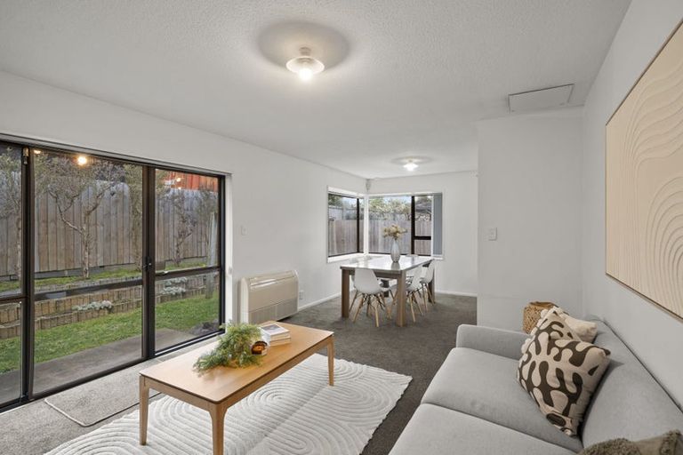 Photo of property in 7 Edwins Way, Burwood, Christchurch, 8083