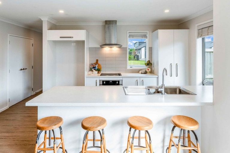 Photo of property in 11 Sabre Street, Papamoa Beach, Papamoa, 3118