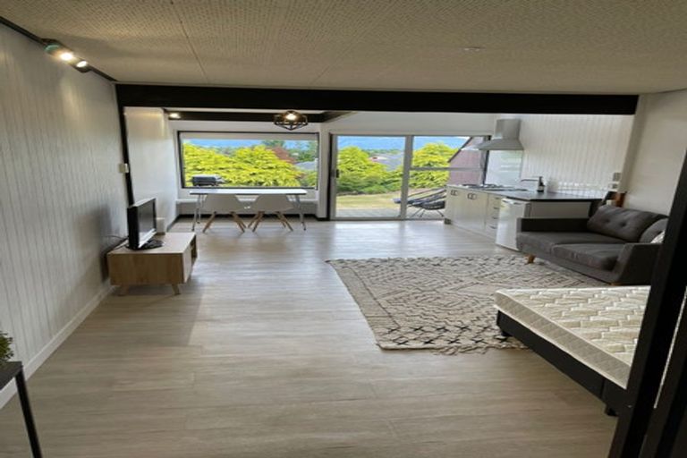 Photo of property in 3 Burnby Place, Te Anau, 9679