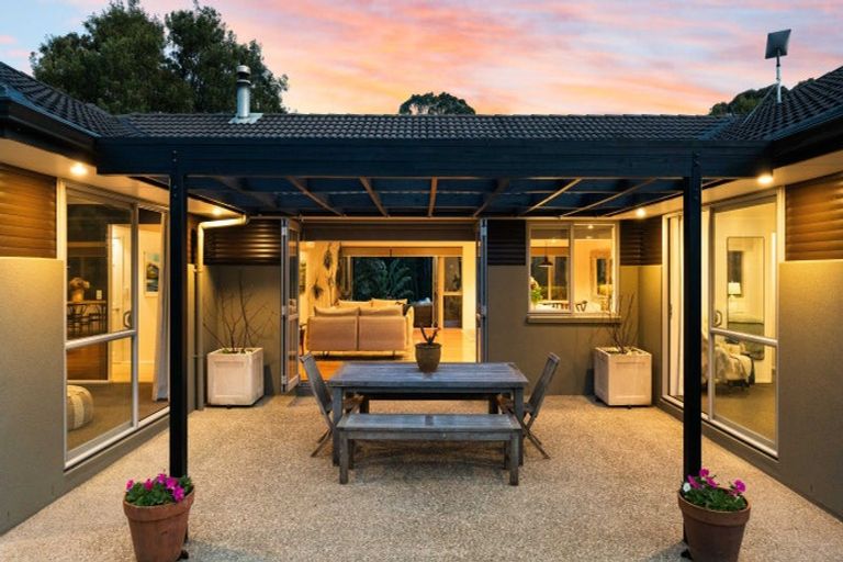 Photo of property in 101 Logan Road, Pukekawa, Tuakau, 2696