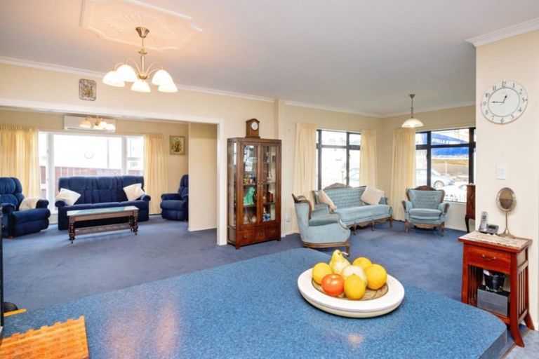 Photo of property in 10 Meeanee Quay, Westshore, Napier, 4110