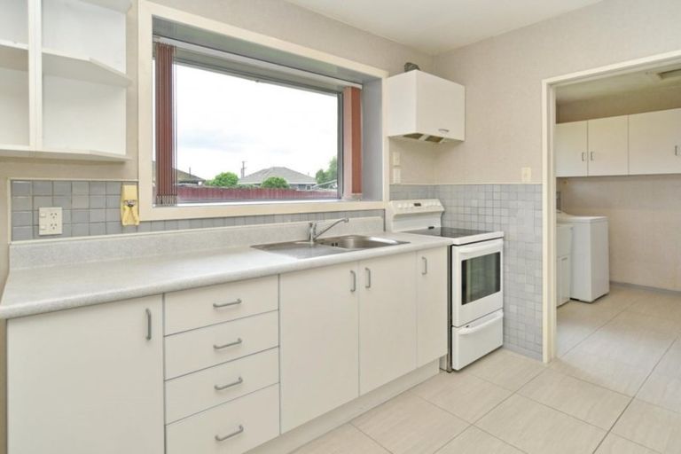 Photo of property in 93 Oakhampton Street, Hornby, Christchurch, 8042