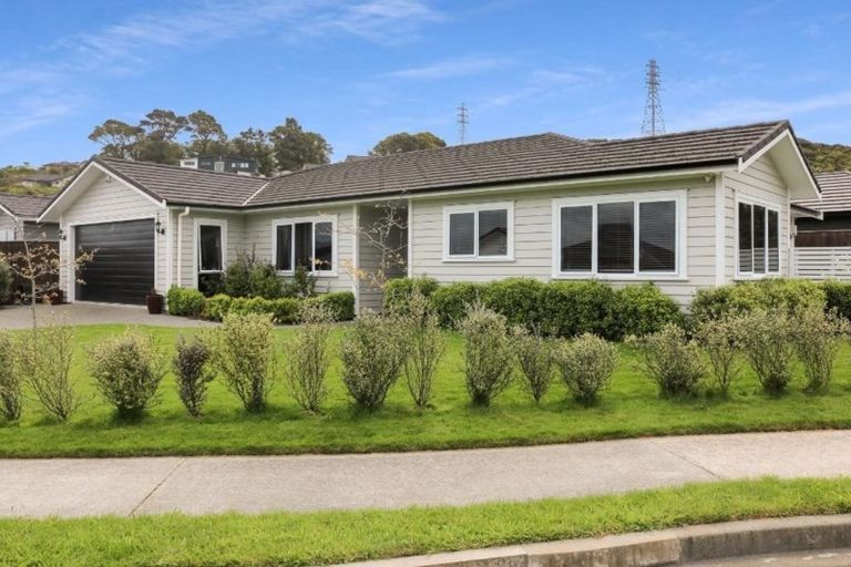 Photo of property in 101 Riverstone Drive, Riverstone Terraces, Upper Hutt, 5018