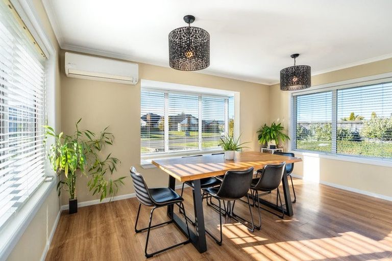 Photo of property in 49 Rossington Drive, West Melton, 7618