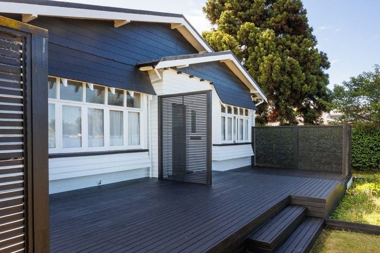 Photo of property in 201 Fitzherbert Avenue, West End, Palmerston North, 4410