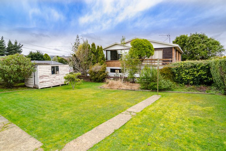 Photo of property in 1 Sickels Street, Fairfield, Dunedin, 9018