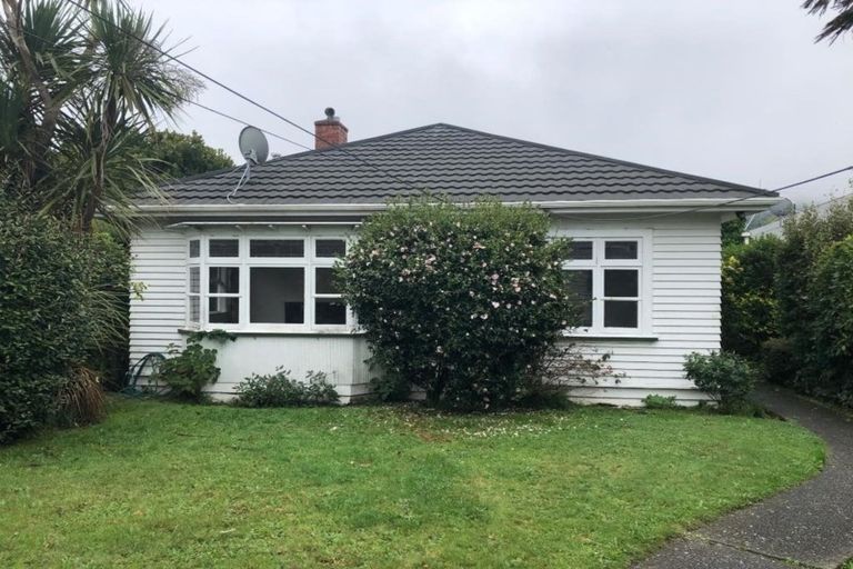 Photo of property in 24 Izard Road, Khandallah, Wellington, 6035